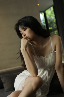 主妇肉体还债bd